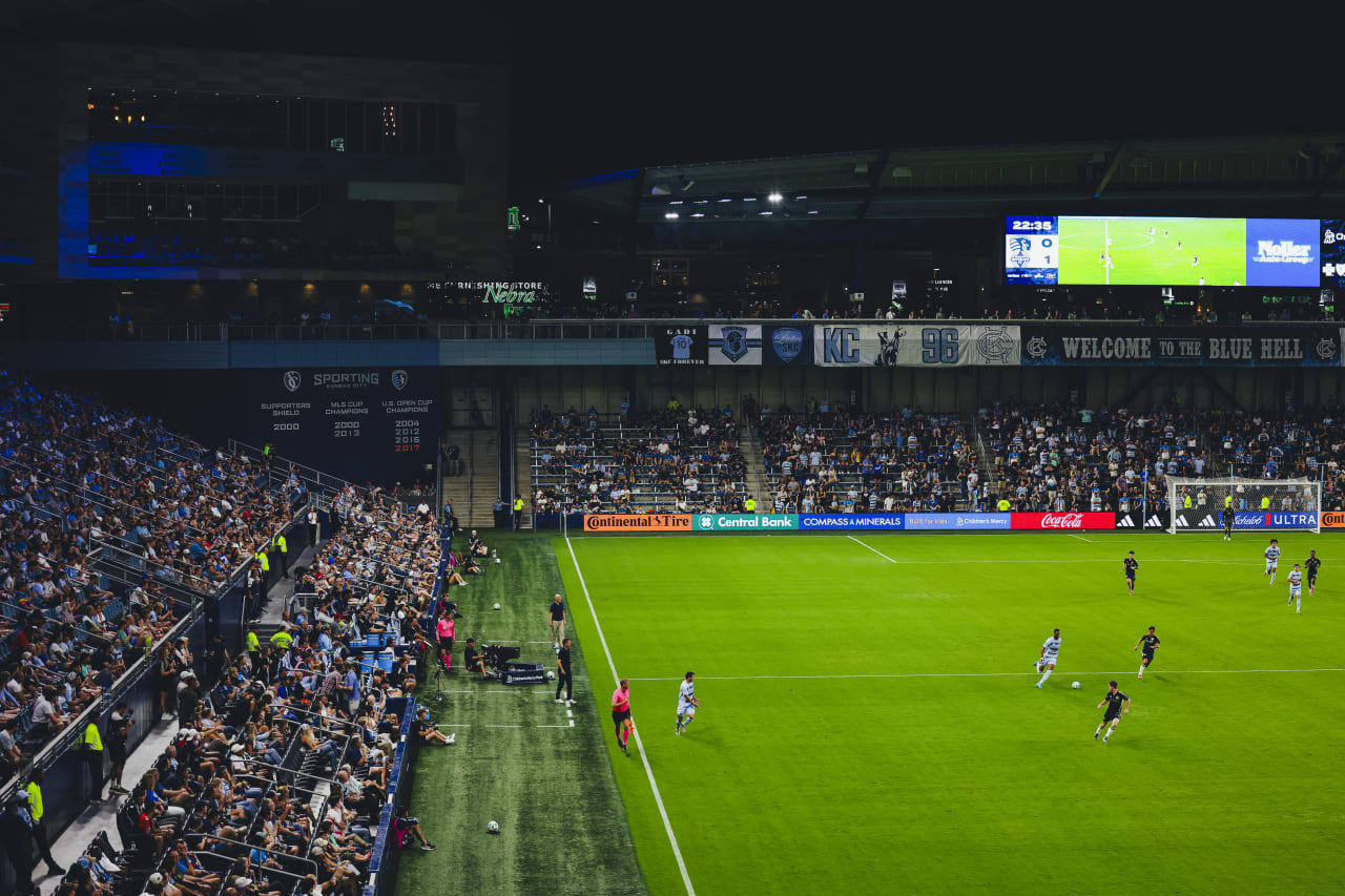 Sporting KC defender Khiry Shelton dribbles the ball against Vancouver.