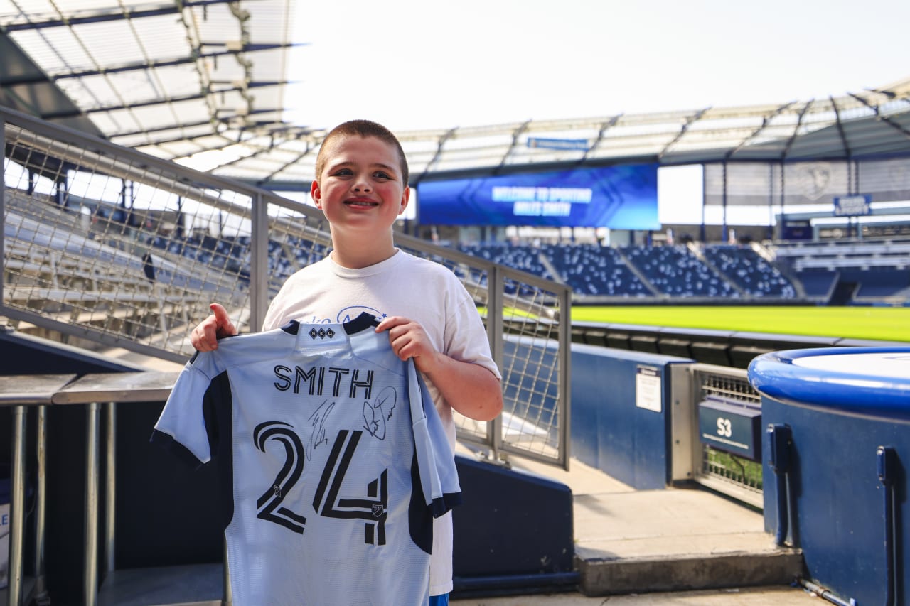 Miles tours Children's Mercy Park on Oct. 3.