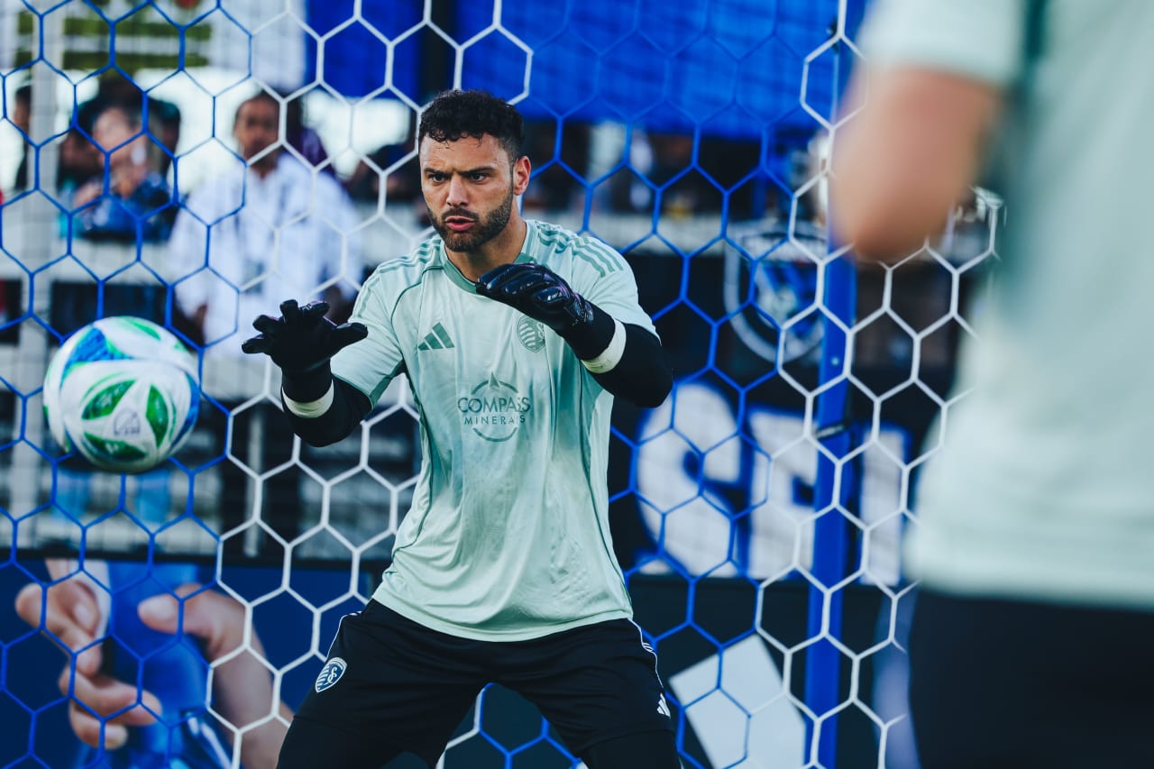 Sporting KC Goalkeeper John Pulskamp wearing the One Planet warm up jersey in warm ups before playing San Jose