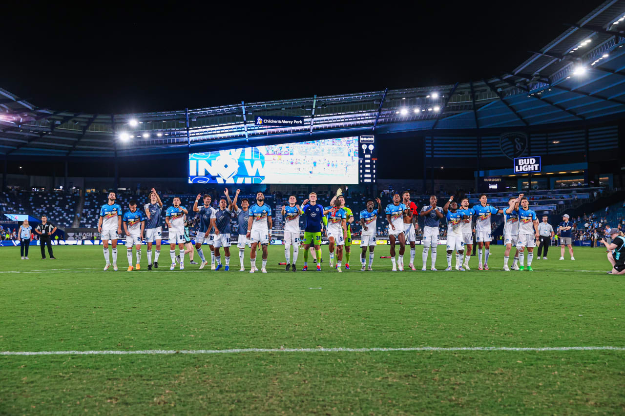 The team celebrate the 2-1 win over Chicago Fire on Jul. 28.