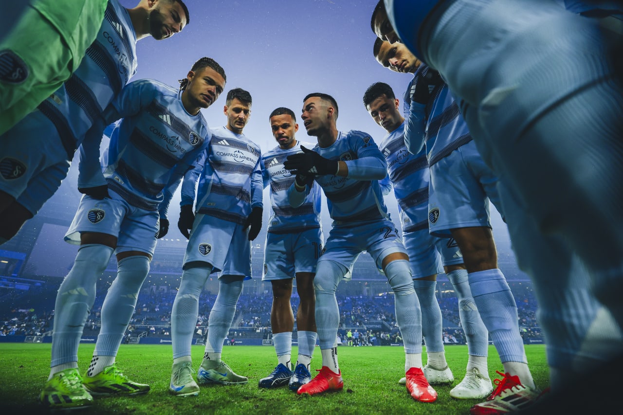 Sporting KC captain Erik Thommy gives a pregame huddle speech.