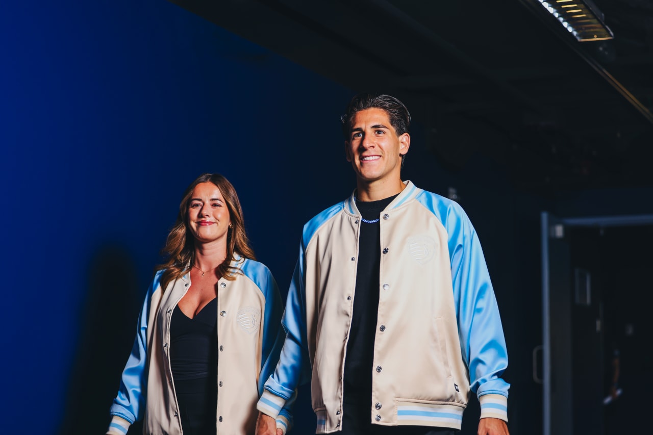 Sporting KC forward Santi Munoz arrives to Children's Mercy Park.
