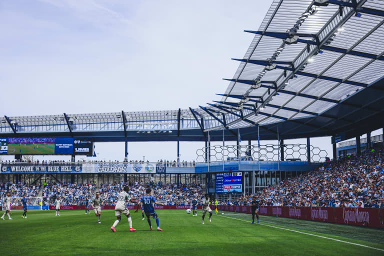 250413-vsPOR-Gameday-18