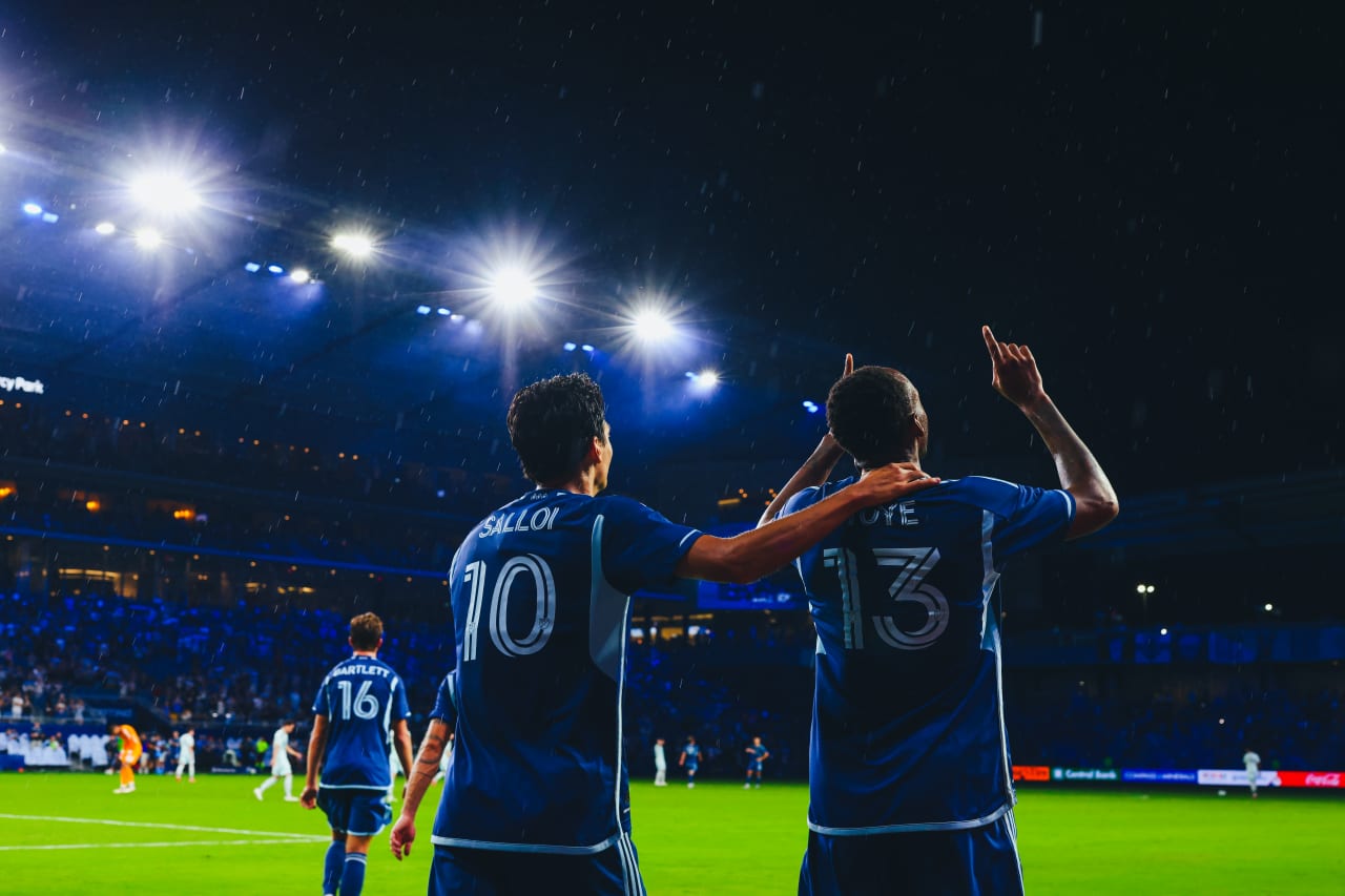 Sporting KC forward Mason Toye celebrates after scoring the go-ahead goal against Colorado.